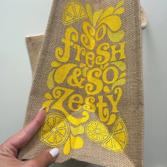 NWT Trader Joe's Yellow Lemon Jute Tote Bag - Picture 4 of 6